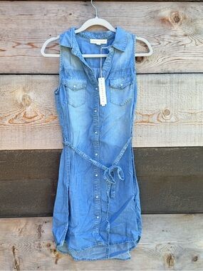 Lovestitch NWT Light Wash Sleeveless Denim Shirt Dress